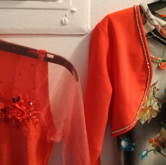 Dress - Picture 4 of 5